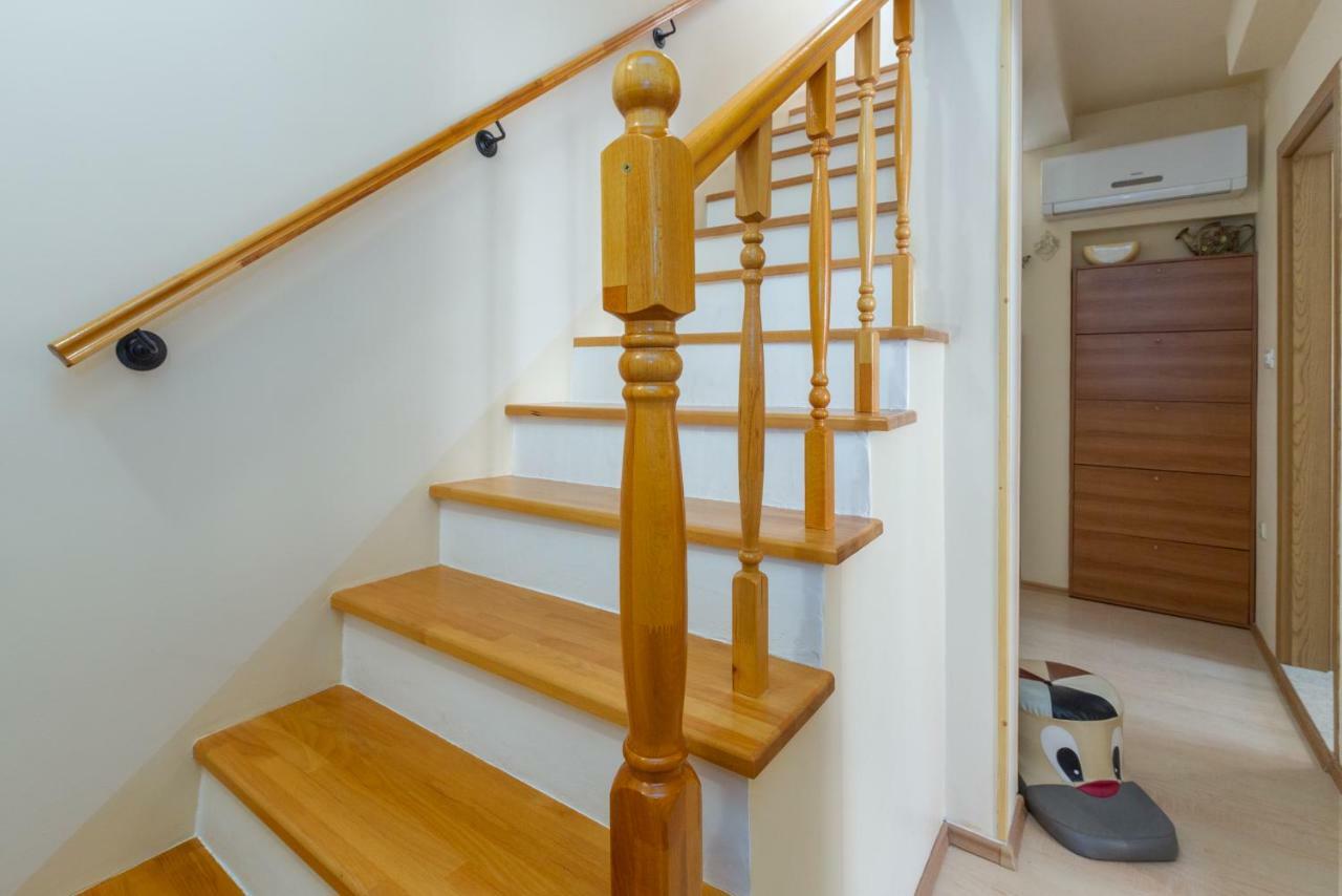 Casa Sofia Apartment เวอร์ซาร์ ภายนอก รูปภาพ
